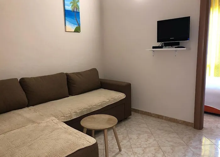 Apartments Ela